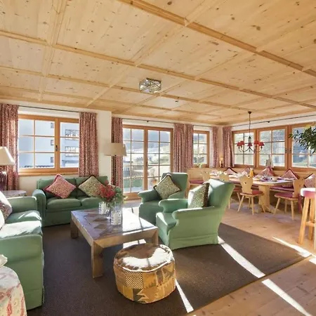 Appartement Lovely With 3bdr And Sauna- What'app - 0034-635-520-036 - For Reservations!! *